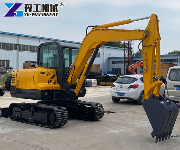 Hydraulic 6-ton crawler excavator with bucket