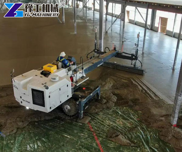 Smooth concrete floor made with leveling equipment