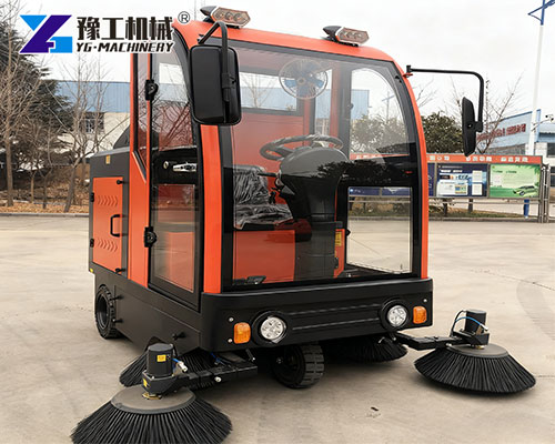 Industrial floor sweepers for sale in factory