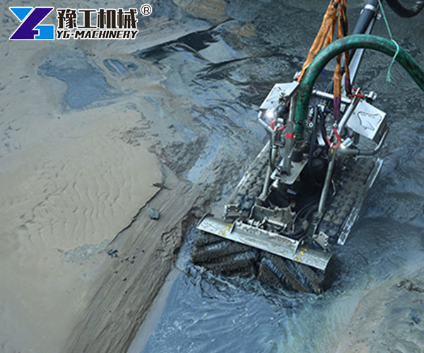 crawler underwater cleaning robot operation
