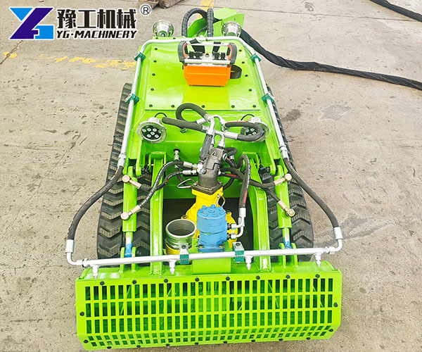 tank cleaning robot for oil tanks
