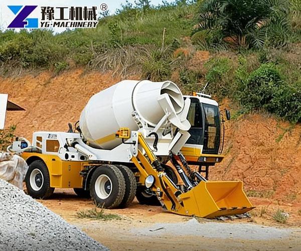 Heavy-Duty Self-Loading Concrete Mixer Truck Working