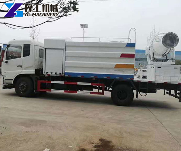 Dust suppression vehicle for sale outdoors